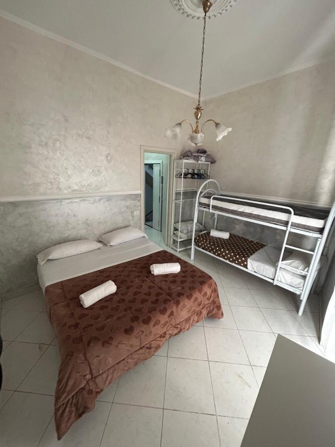 Апартаменти Da Concettina House Неаполь Екстер'єр фото